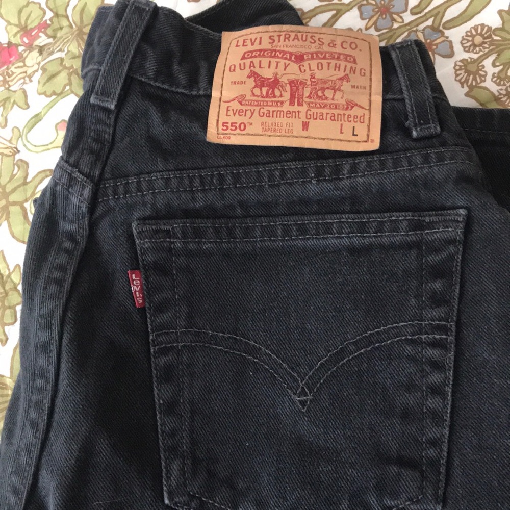 Levi’s “mom jeans”